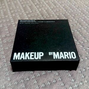 Makeup by Mario soft glow highlighter